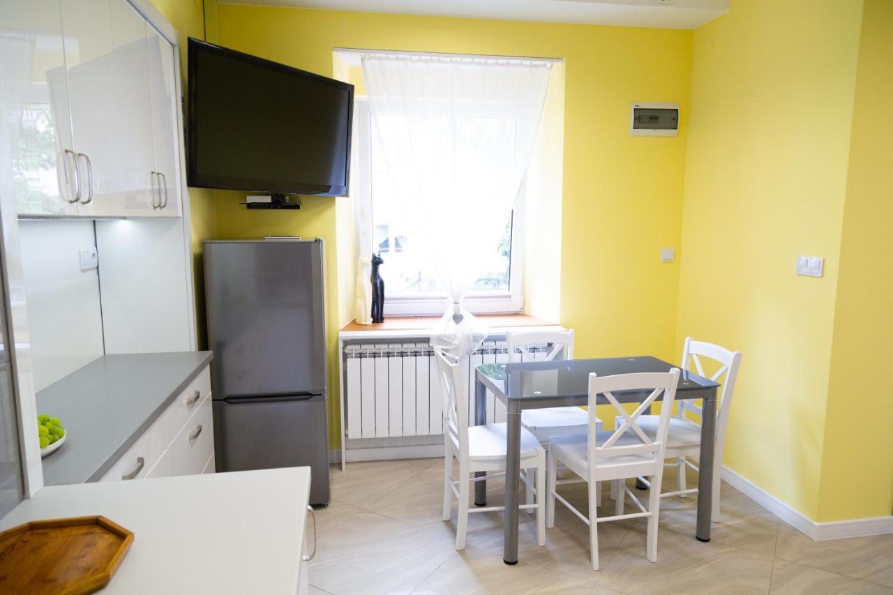 Apartament Przy Rynku Ostrowiec Świętokrzyski Exterior foto