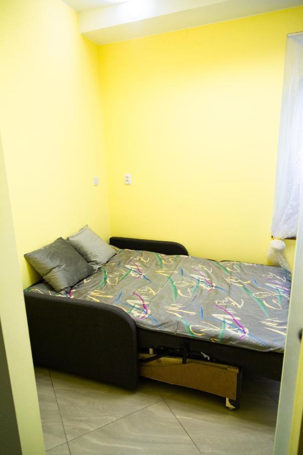 Apartament Przy Rynku Ostrowiec Świętokrzyski Exterior foto